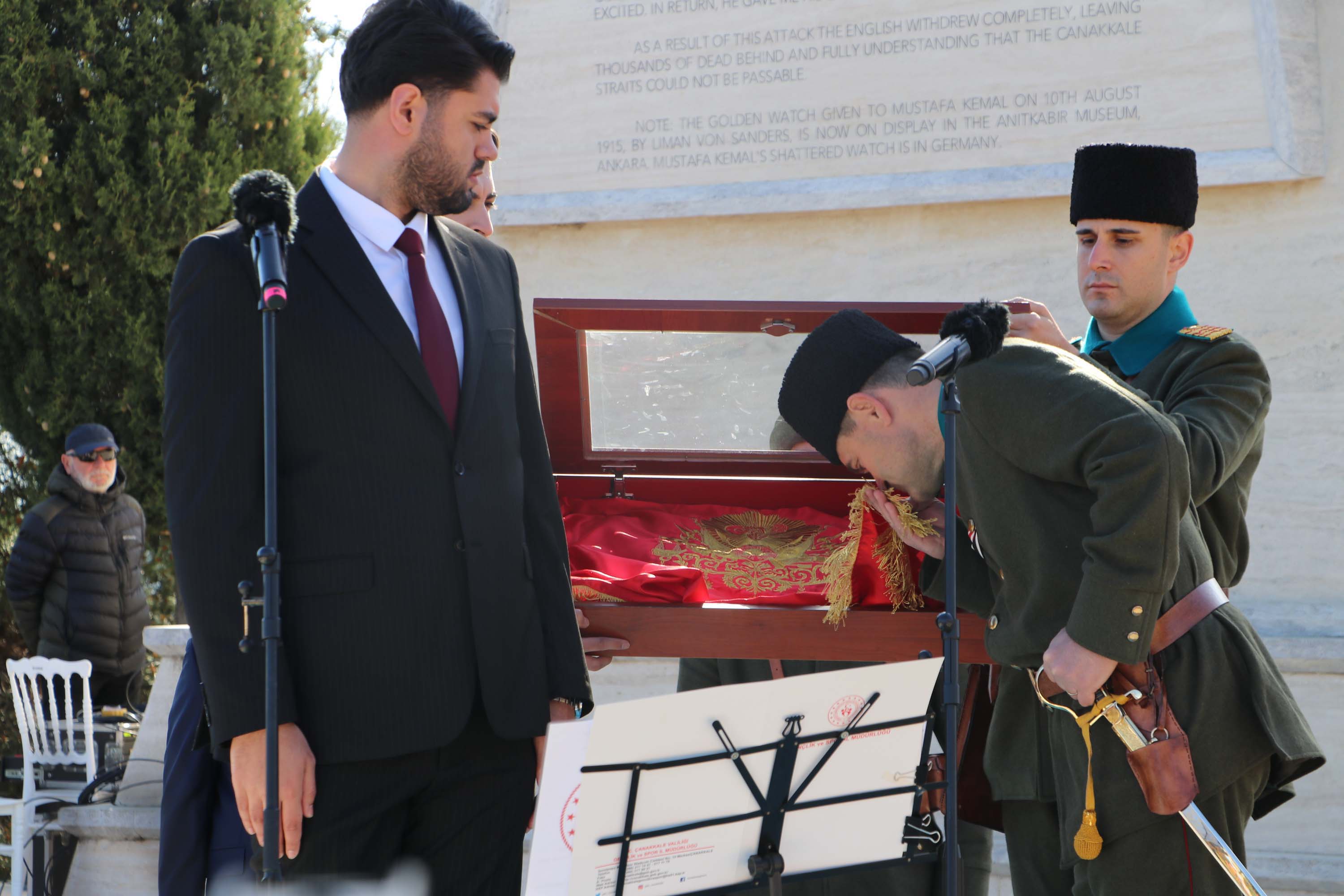 Çanakkale'de Anzak askerler Şafak
