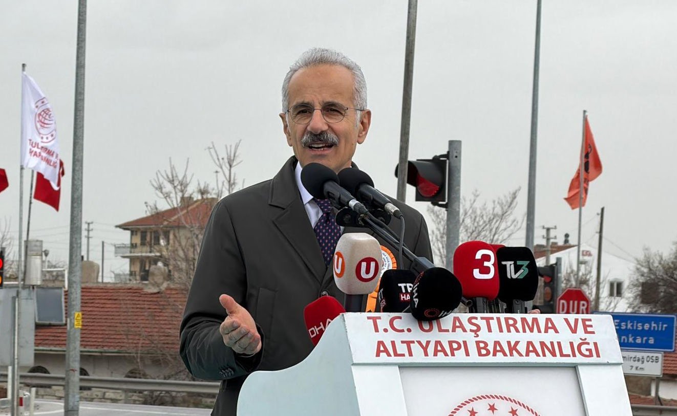 Ulaştırma Bakanı Abdulkadir Uraloğlu, Afyonkarahisar'da