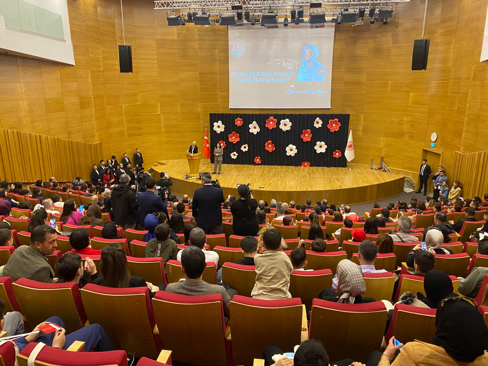 TBMM'de düzenlenen '23 Nisan Çocuk