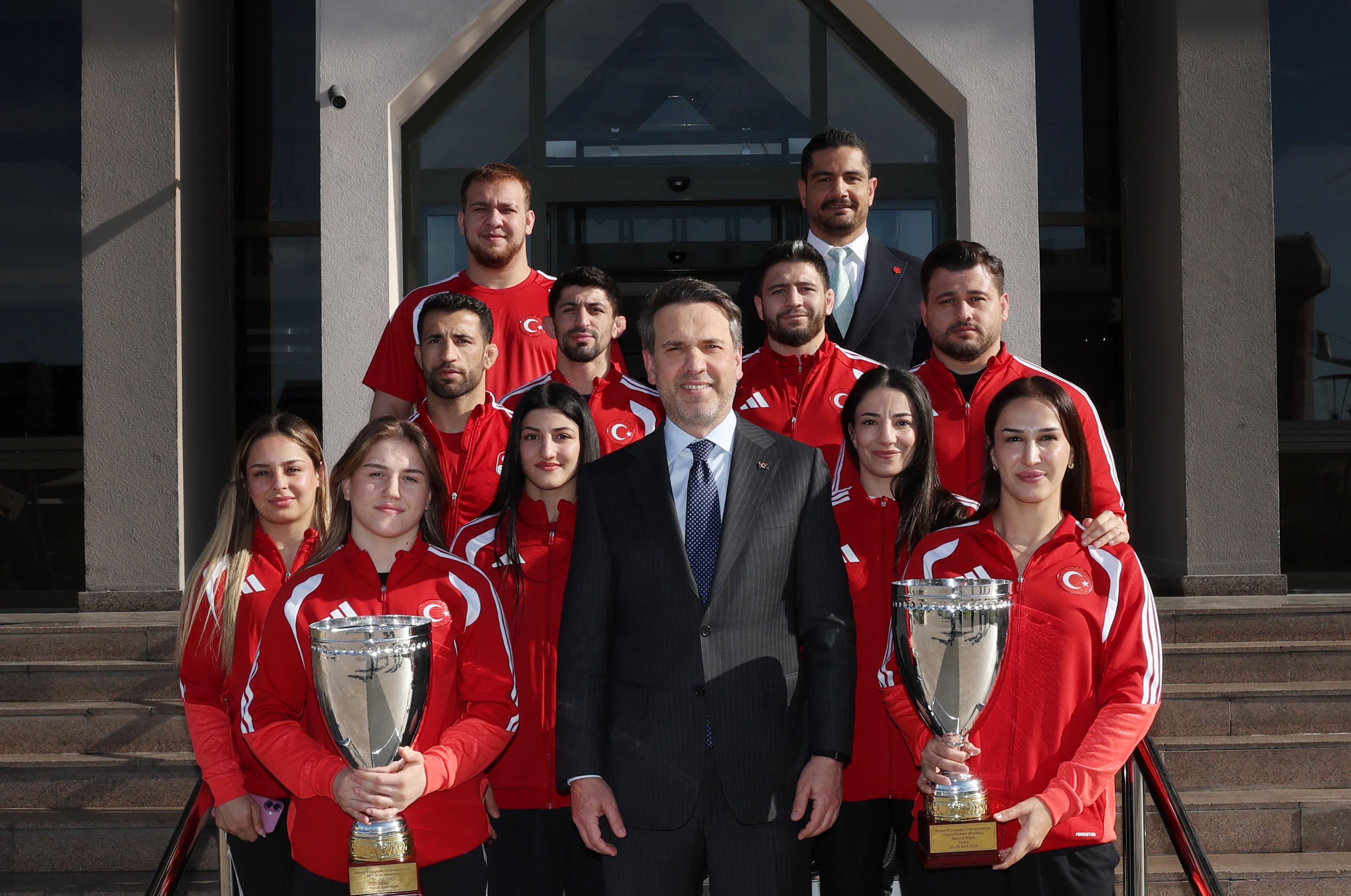 Enerji ve Tabii Kaynaklar Bakanı