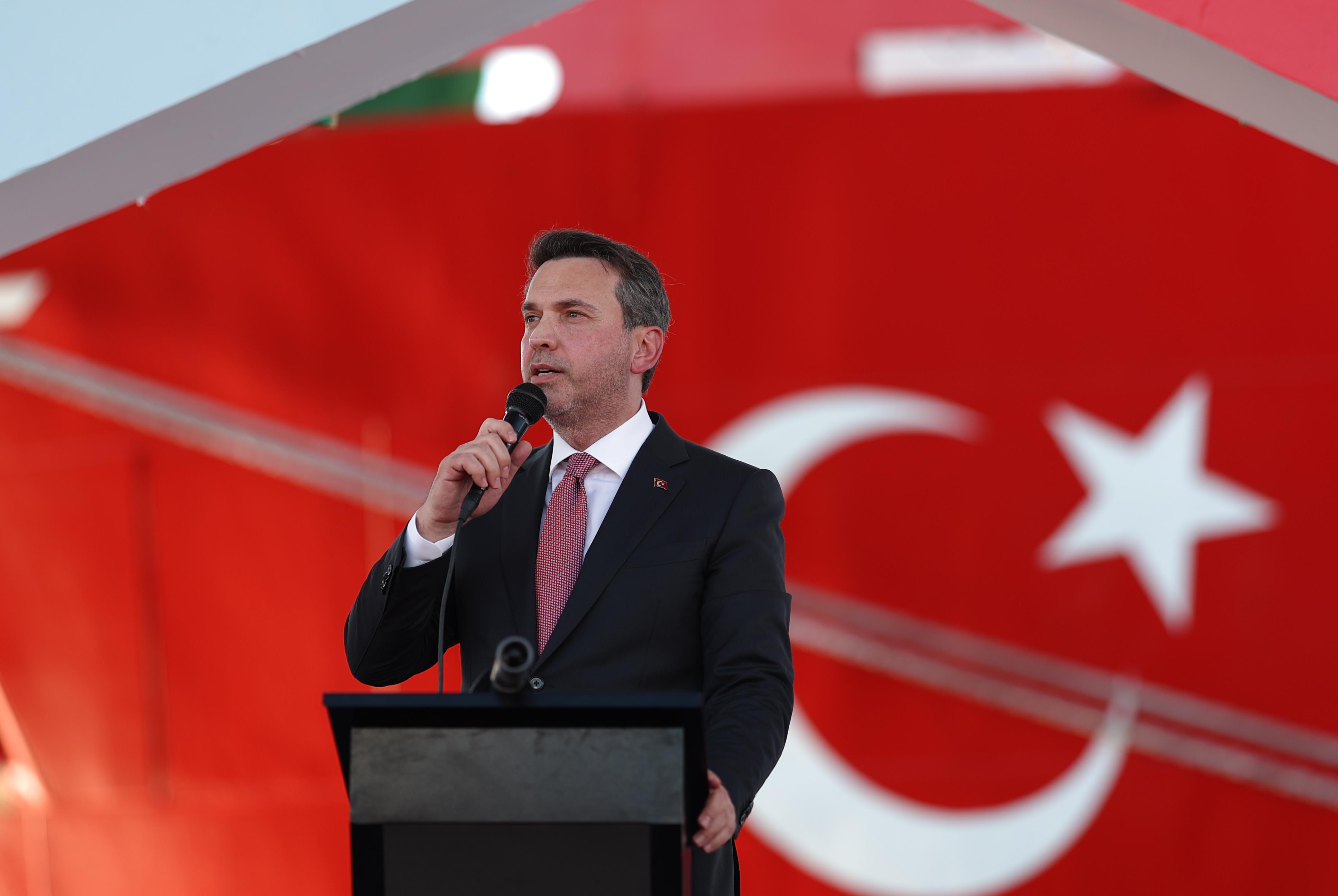 Enerji Bakanı Alparslan Bayraktar, Çağrı