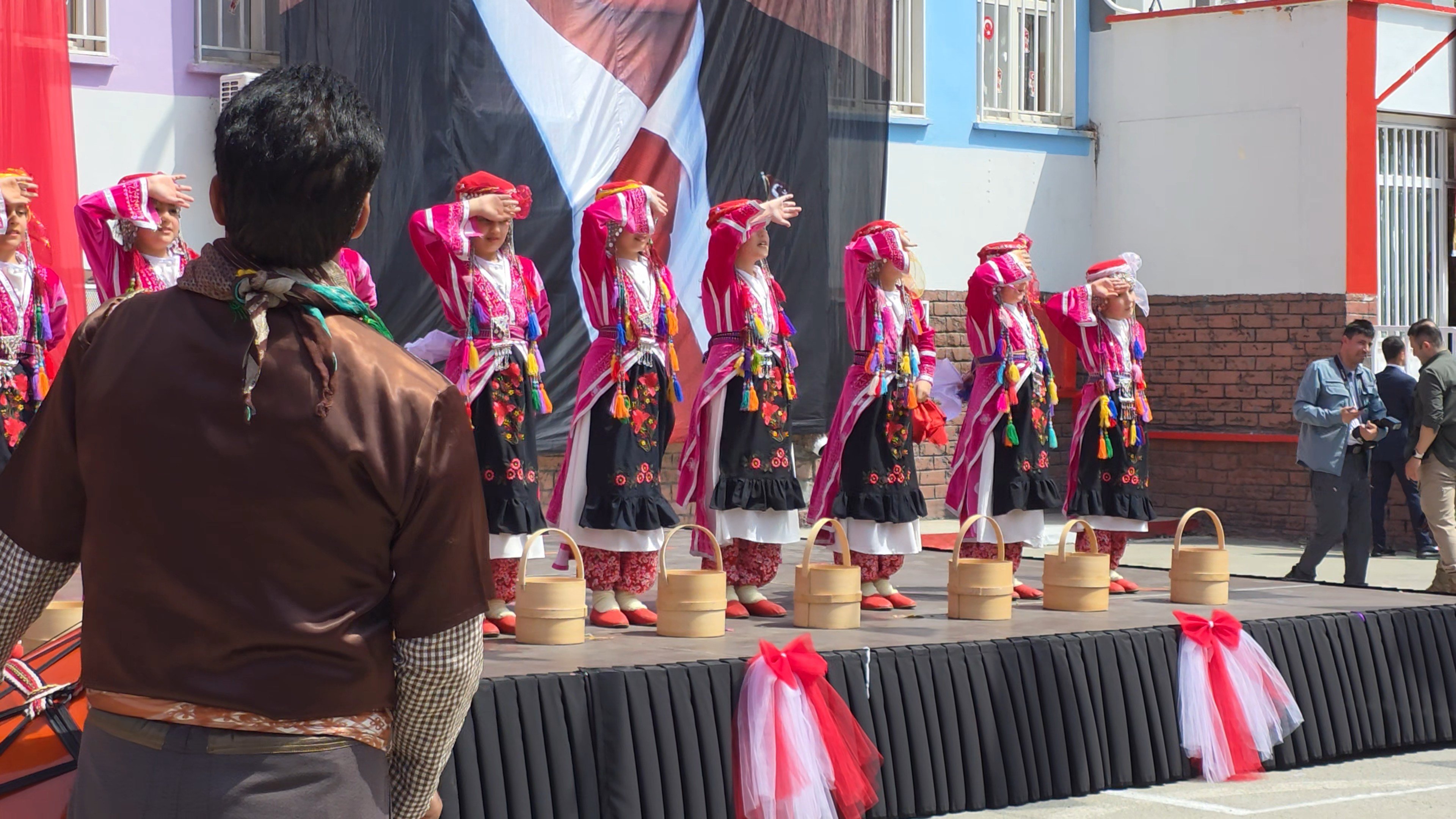 Şanlıurfa’da 23 Nisan Ulusal Egemenlik
