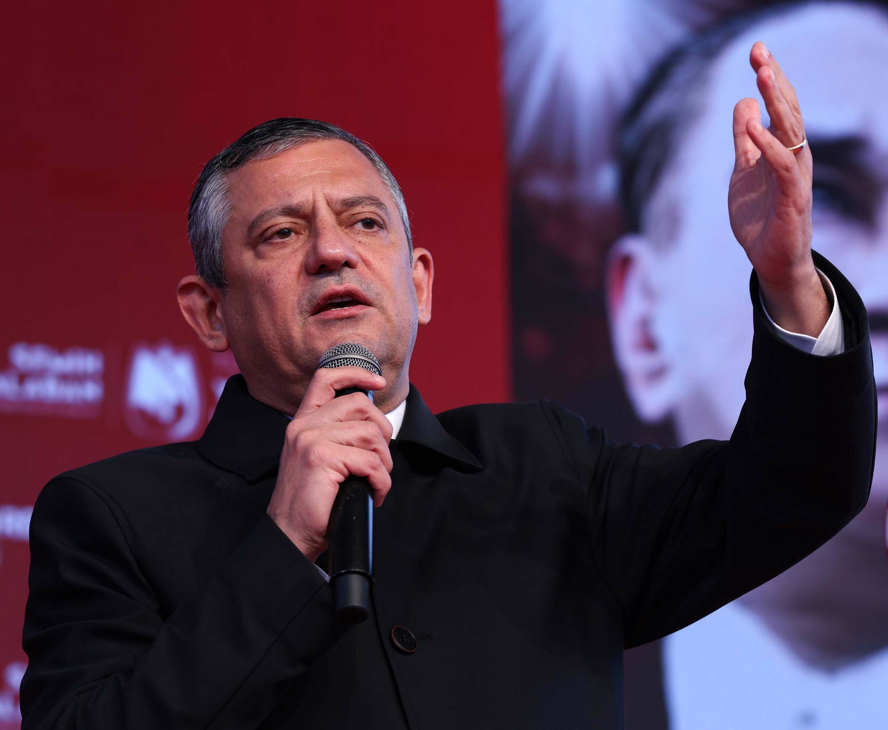 CHP Genel Başkanı Özgür Özel,