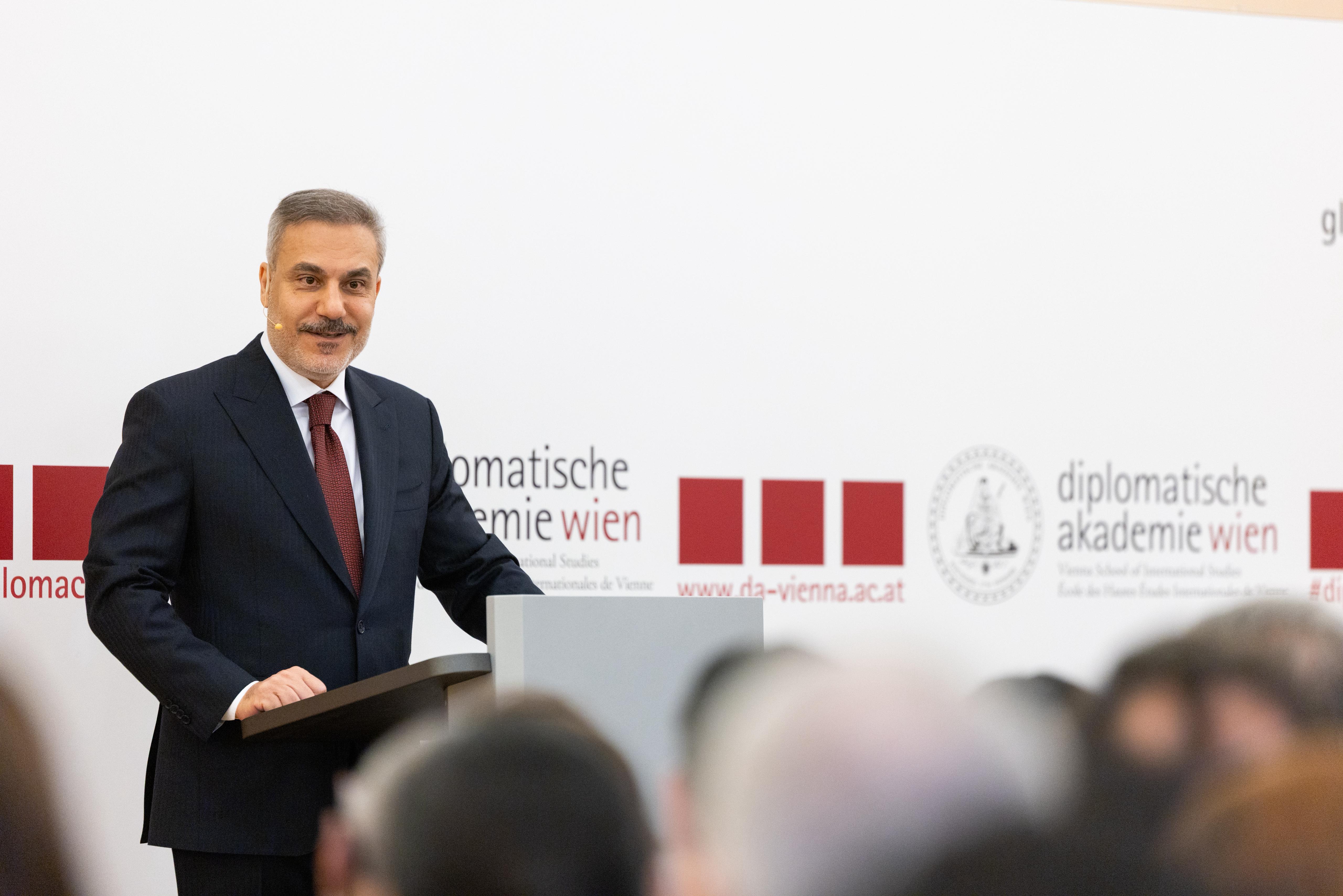 Dışişleri Bakanı Hakan Fidan, Avusturya