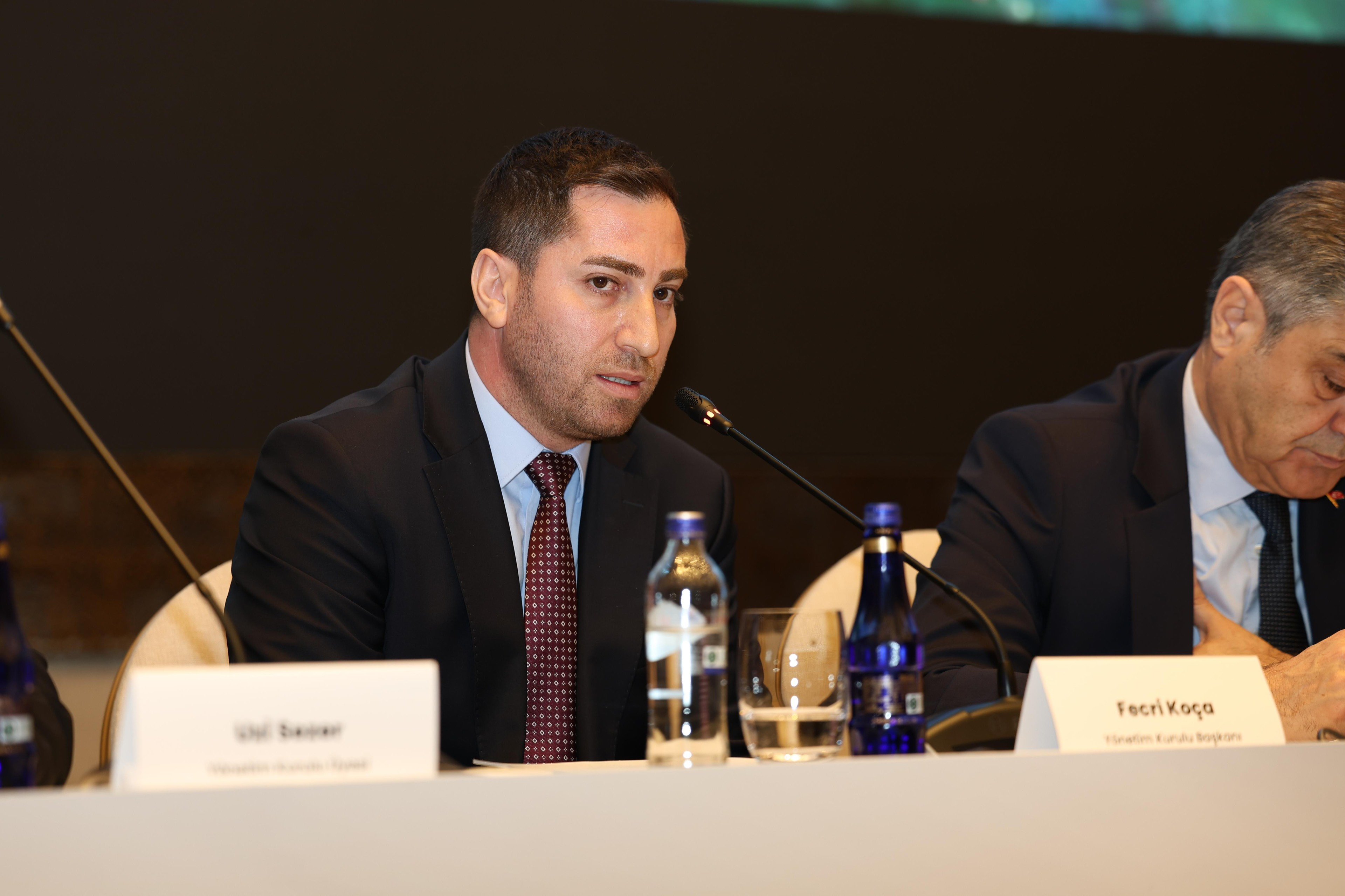 FCR GYO Başkanı Fecri