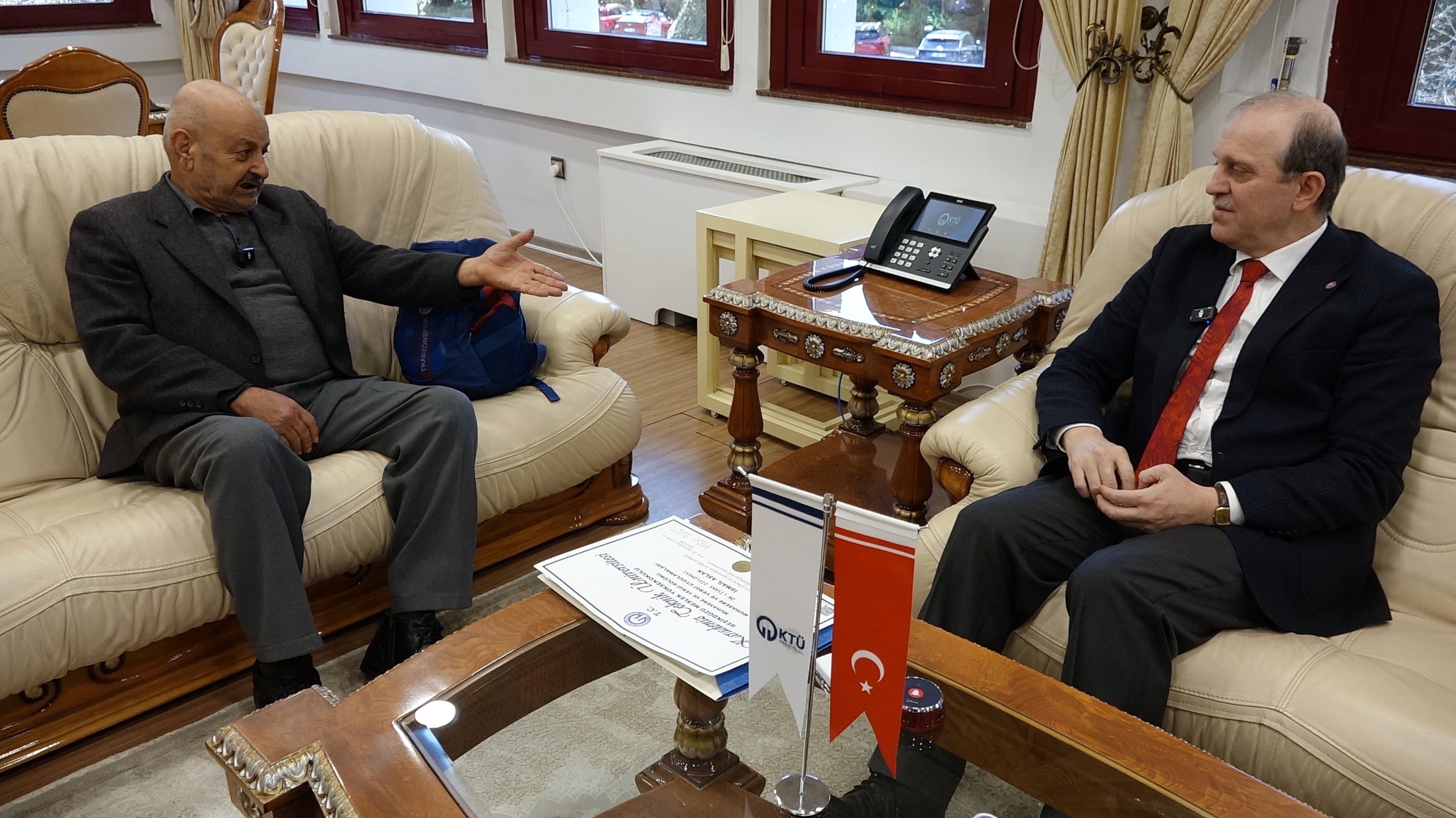 KTÜ Rektörü Prof. Dr. Hamdullah