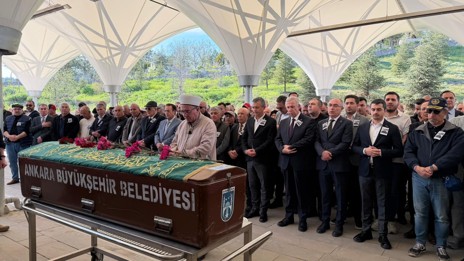 CHP Genel Başkanı Özgür Özel,