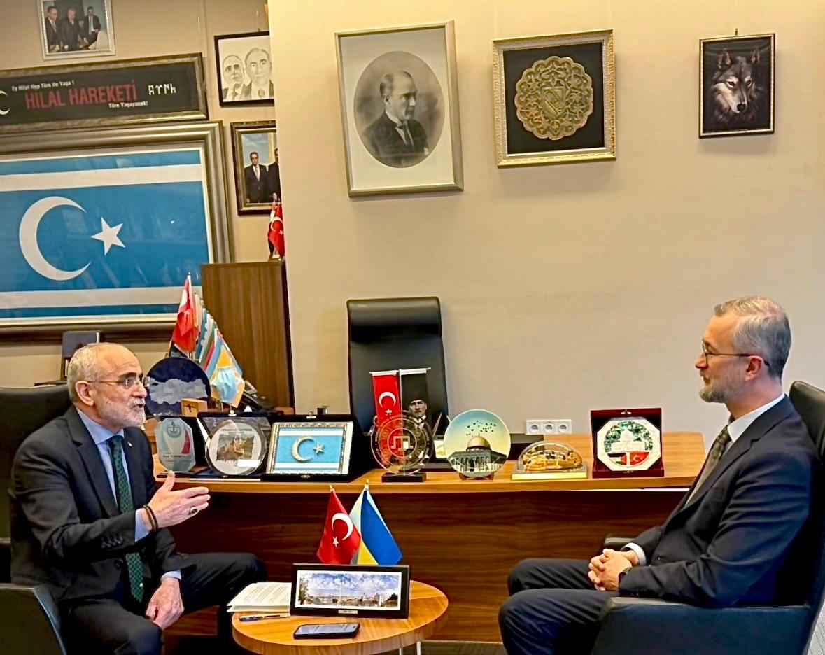 Cumhurbaşkanı Başdanışmanı Yalçın Topçu, Ukrayna