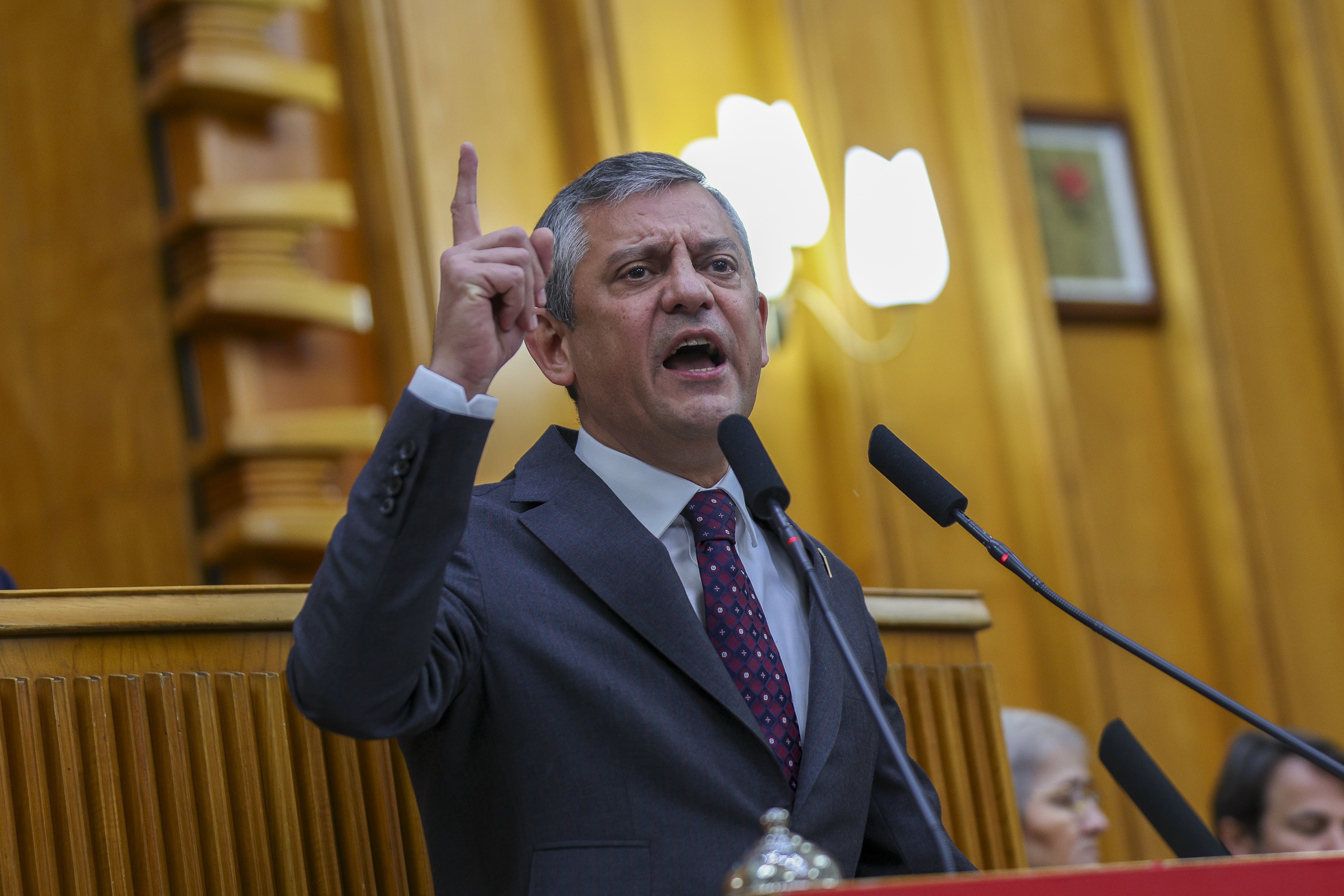 CHP Genel Başkanı Özgür Özel,