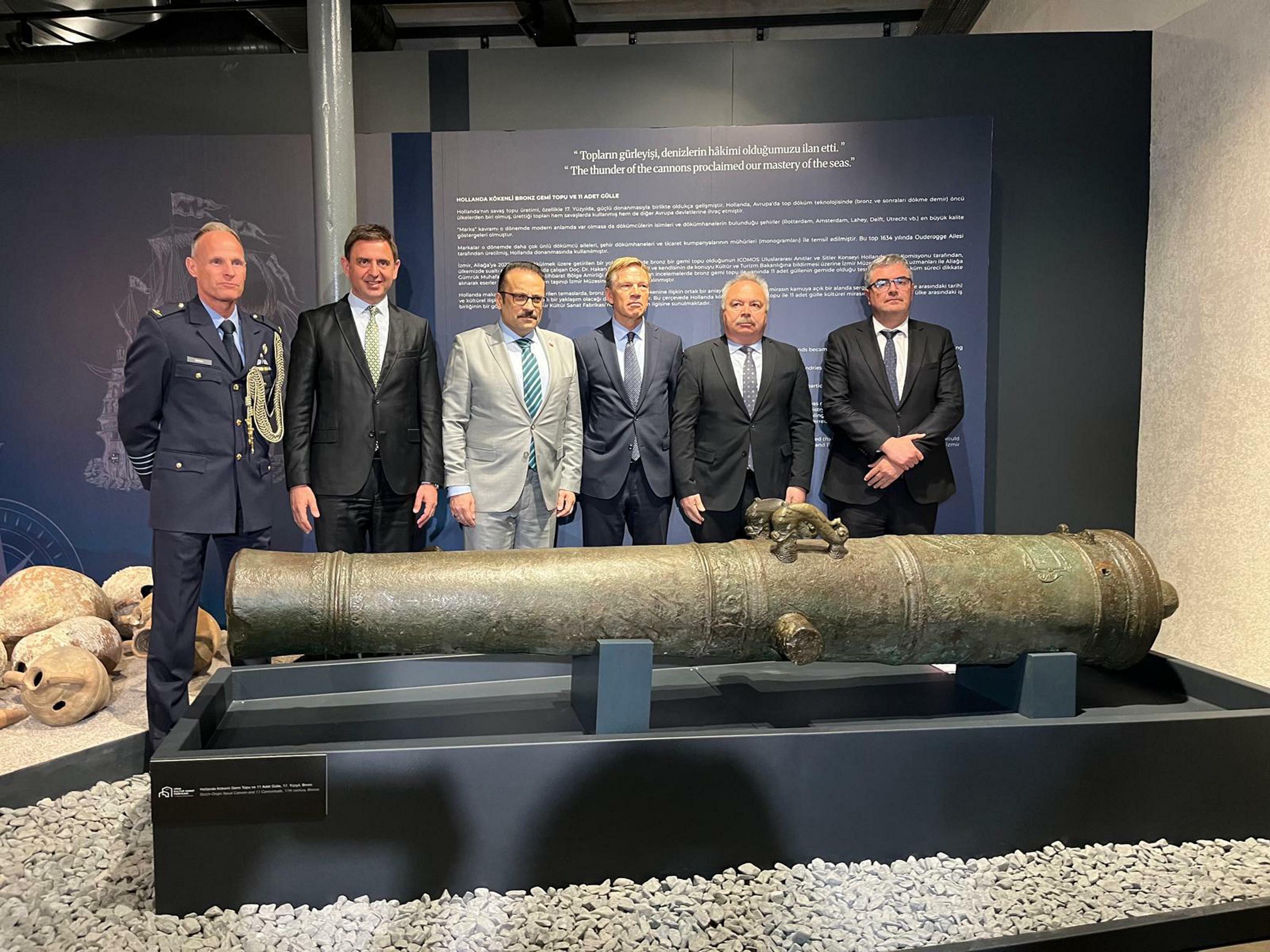 Aliağa'da sökülen gemide bulunan 1634