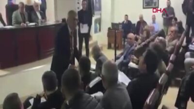 Akçakoca Belediye Meclisi'nde, AK Partili