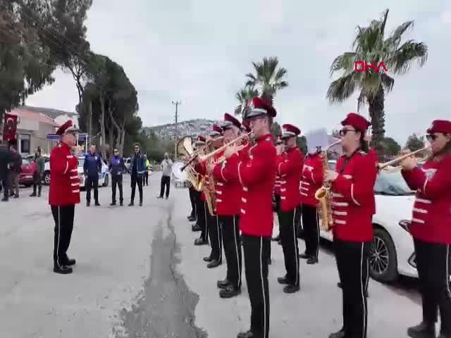 Atatürk'ün Foça'ya gelişinin 92.