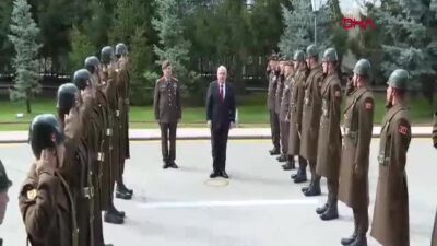 Milli Savunma Bakanı Yaşar Güler,