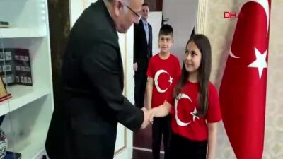 Iğdır Üniversitesi Rektörü Prof. Dr.