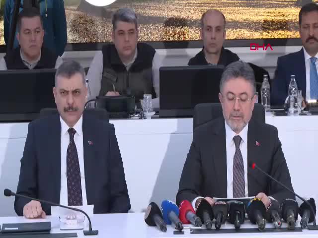 İçişleri Bakanı Ali Çiftçi