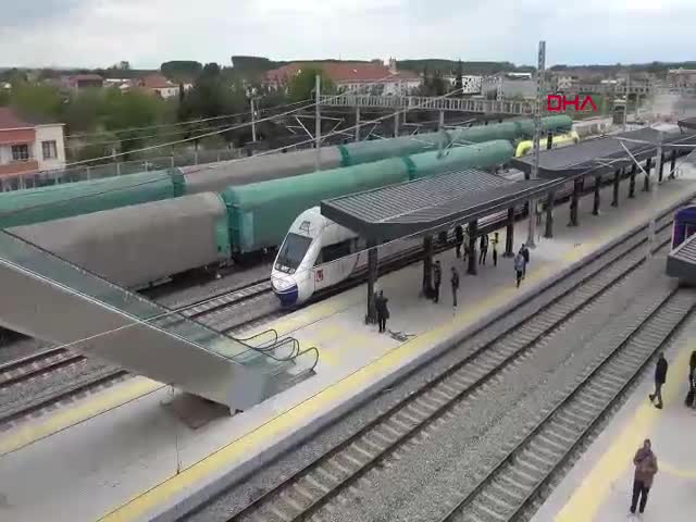 Edirne Valisi Yunus Sezer,