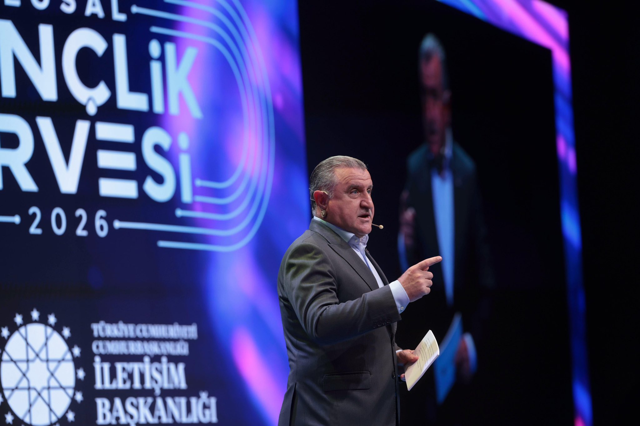 Gençlik ve Spor Bakanı Osman