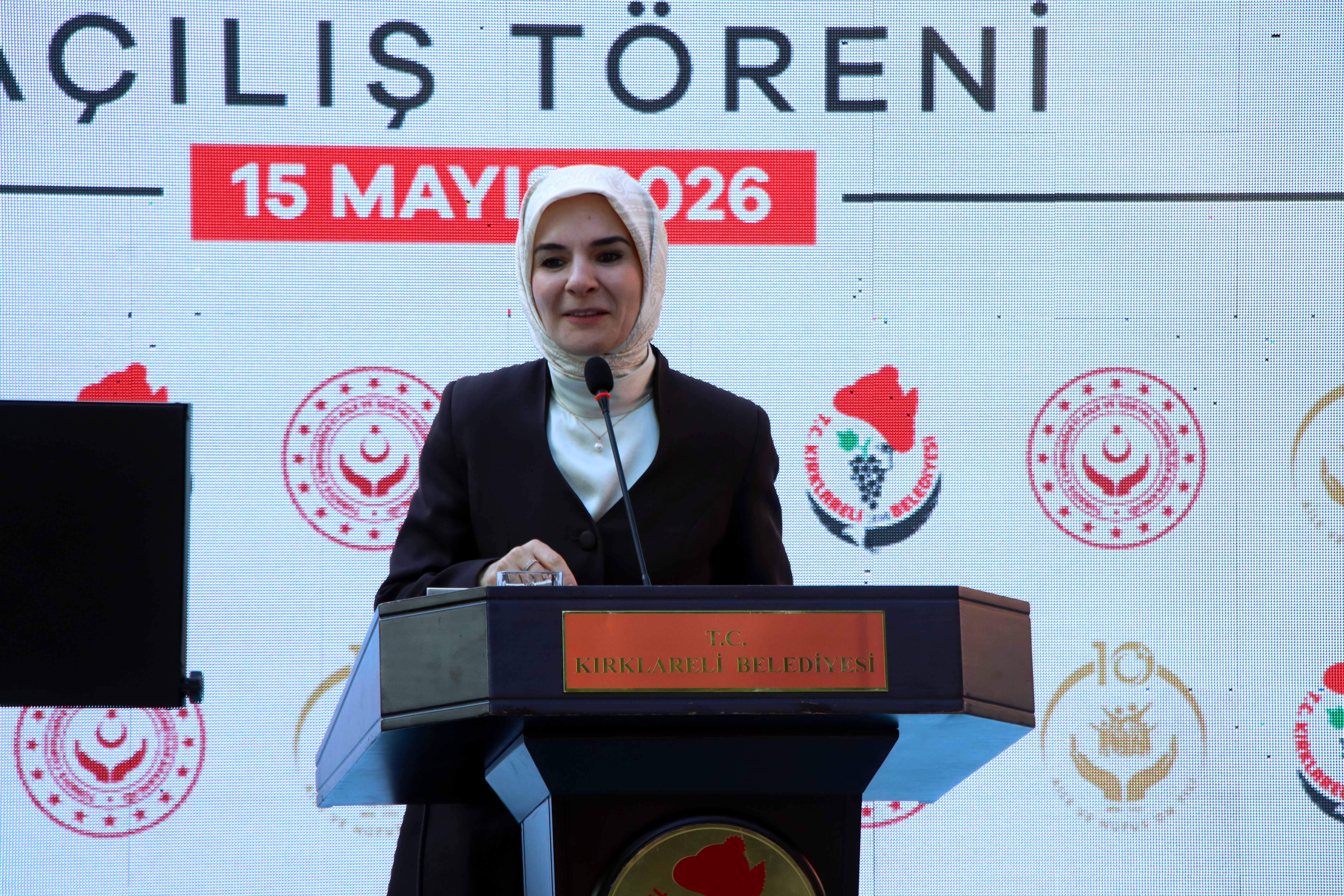 Aile ve Sosyal Hizmetler Bakanı