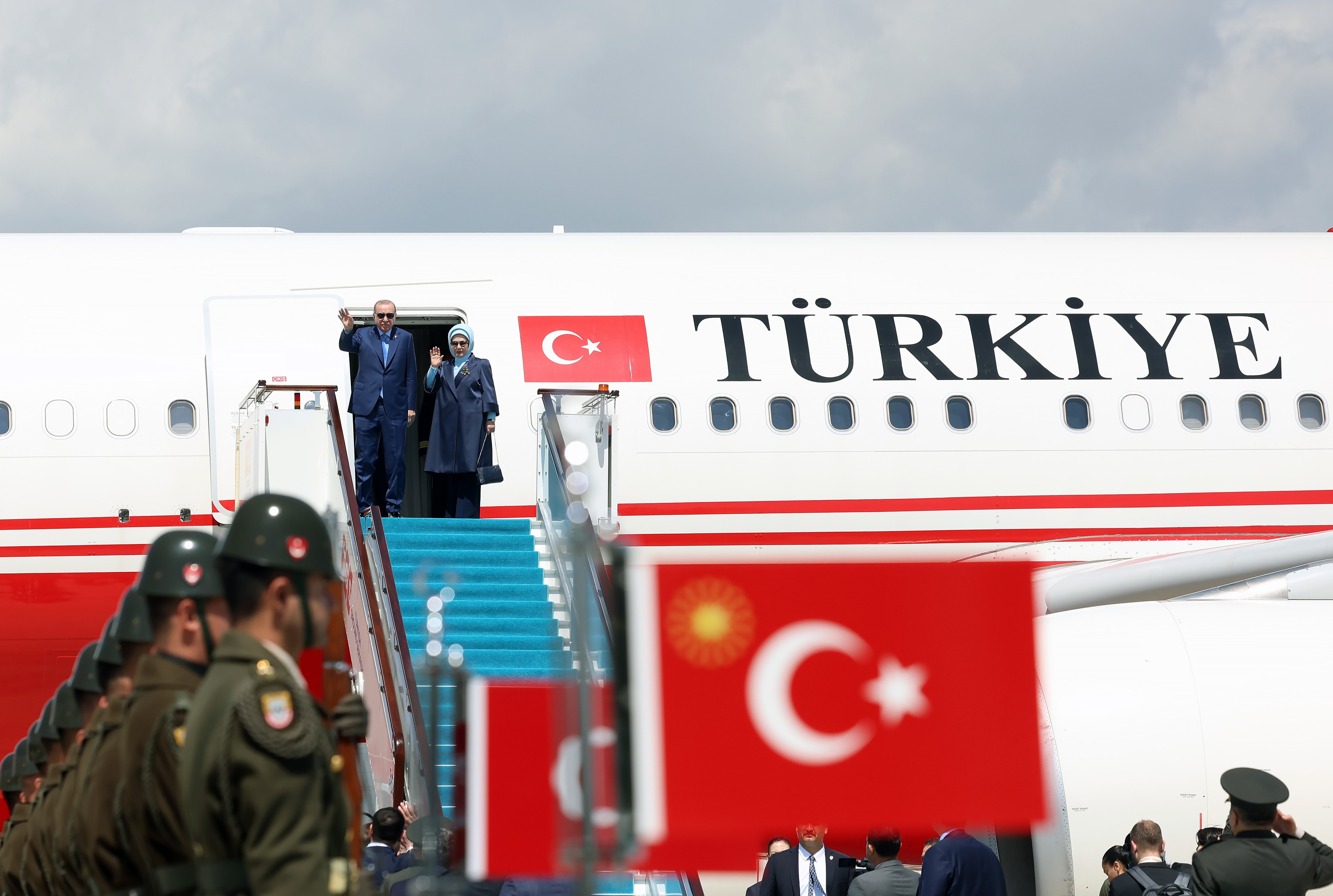 Cumhurbaşkanı Erdoğan, resmi temaslarda