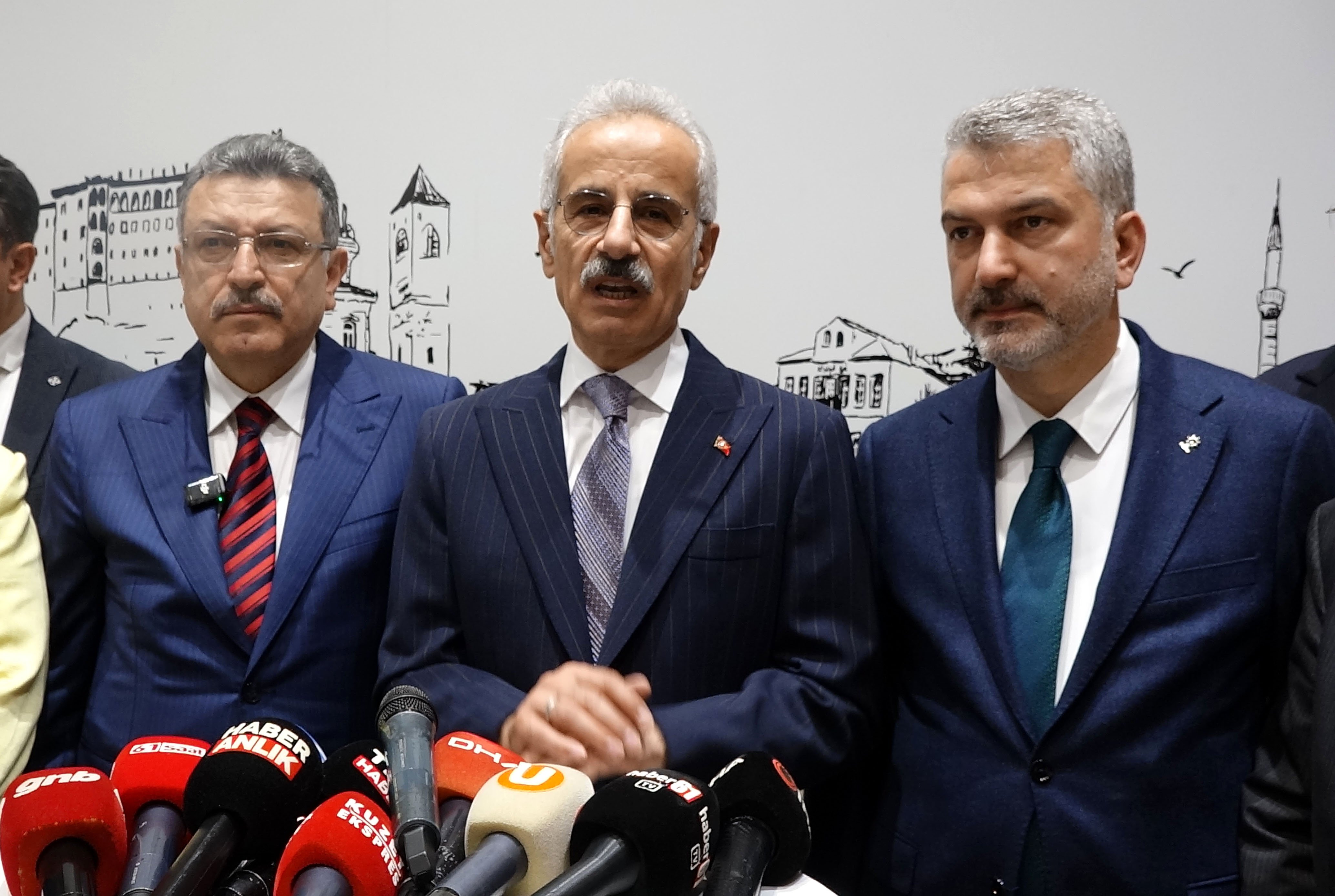 Bakan Uraloğlu: Bayramlar Birlik, Beraberlik ve Kardeşliği Pekiştirir