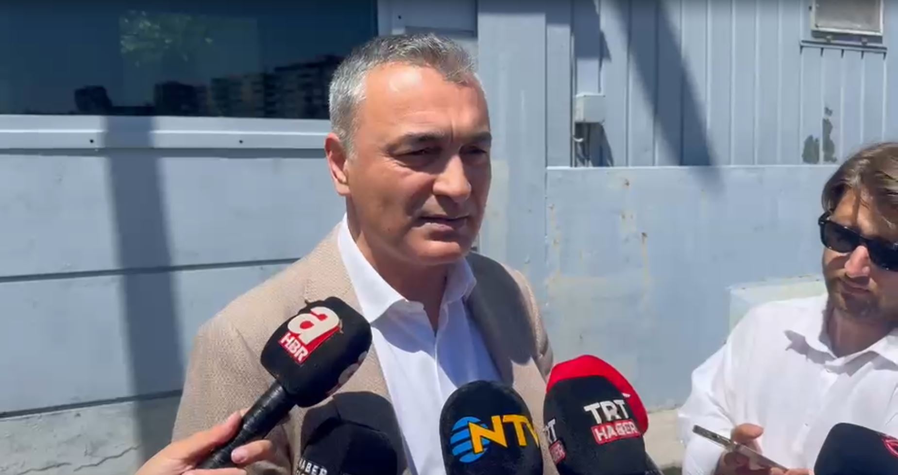 Eski CHP'li Müslim Sarı, Kemal