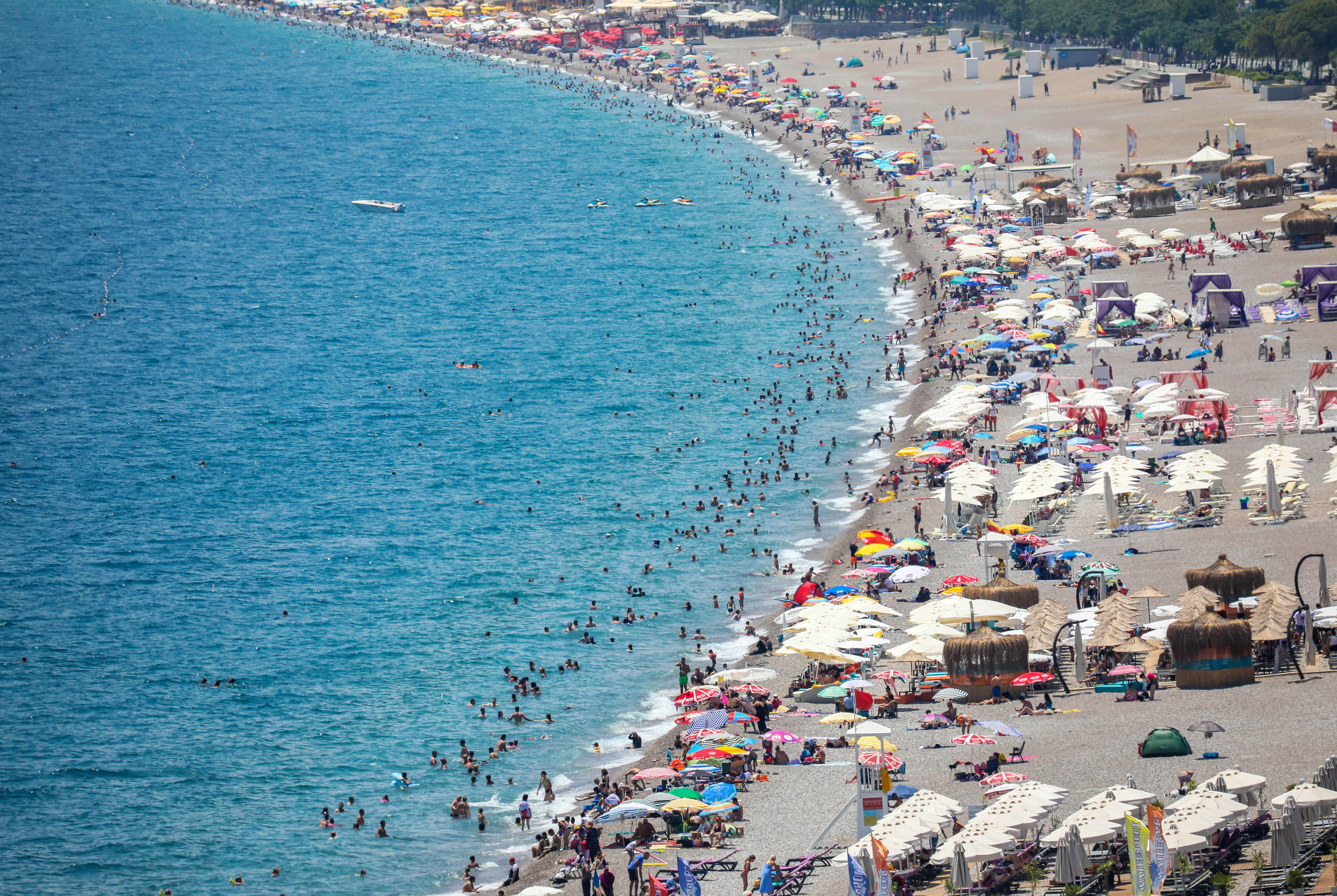 Kurban Bayramı tatilinde Antalya otellerinde