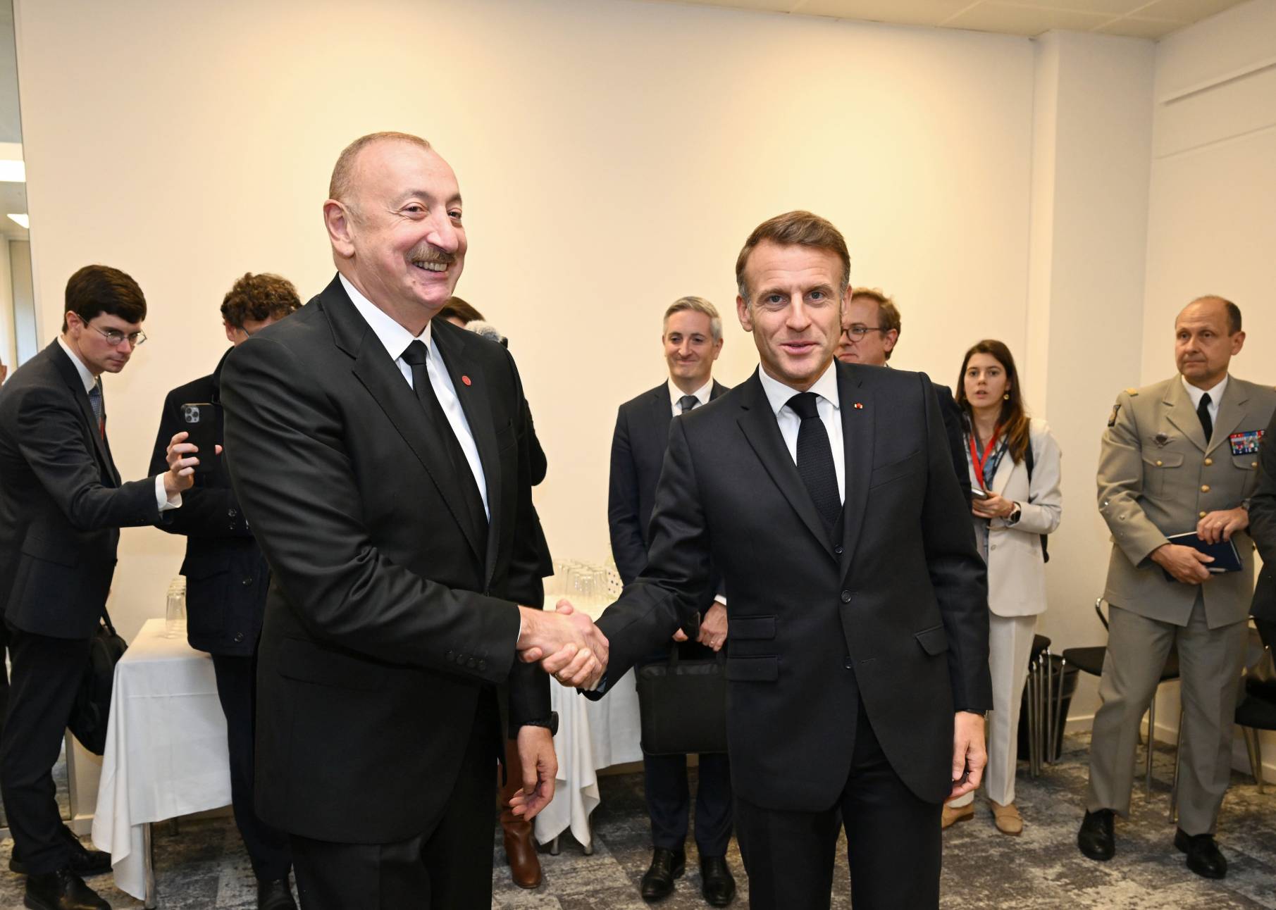 Fransa Cumhurbaşkanı Macron ile Azerbaycan