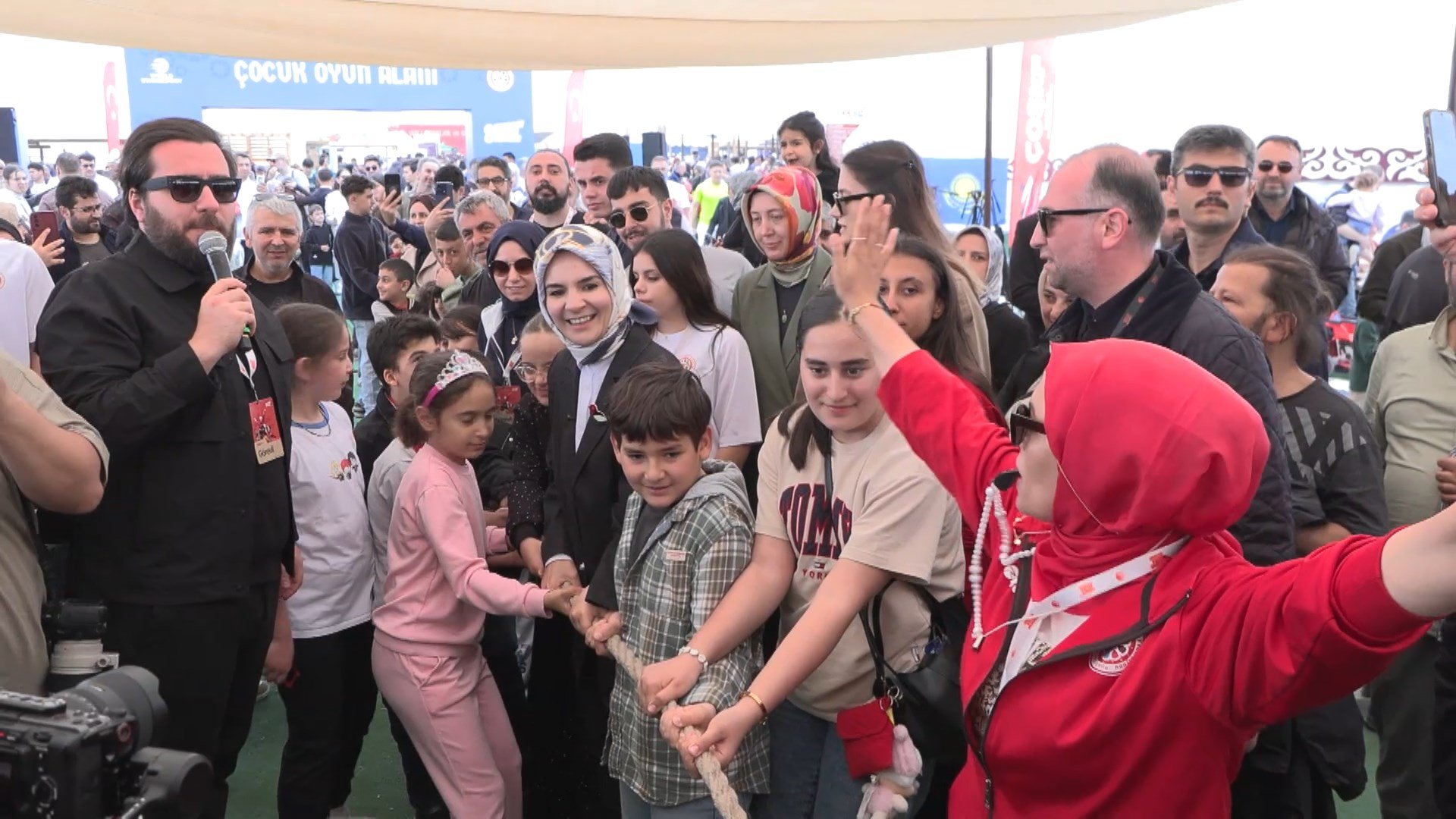 Aile ve Sosyal Hizmetler Bakanı