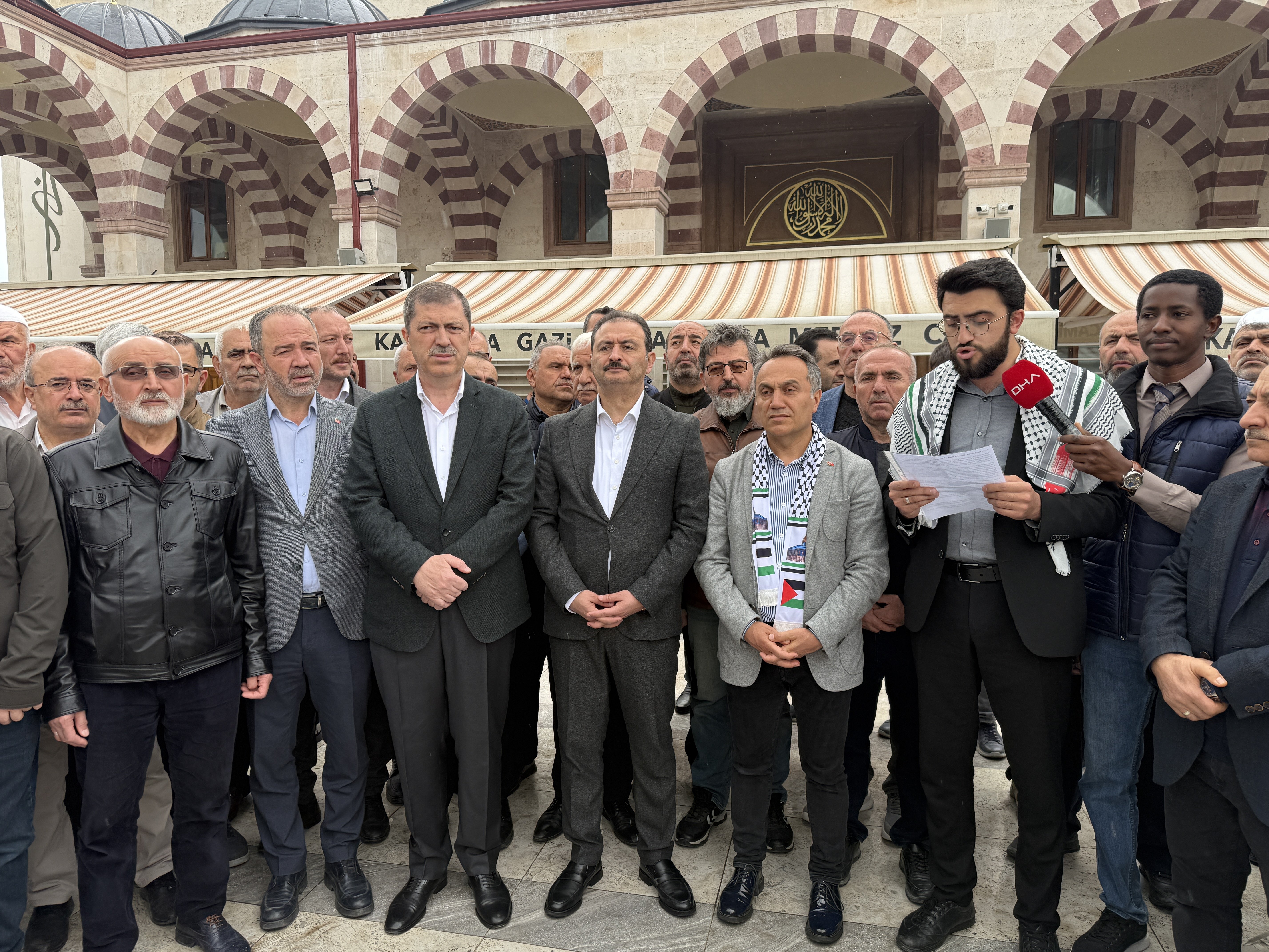 Tokat'ta düzenlenen protestoda, İsrail'in insani