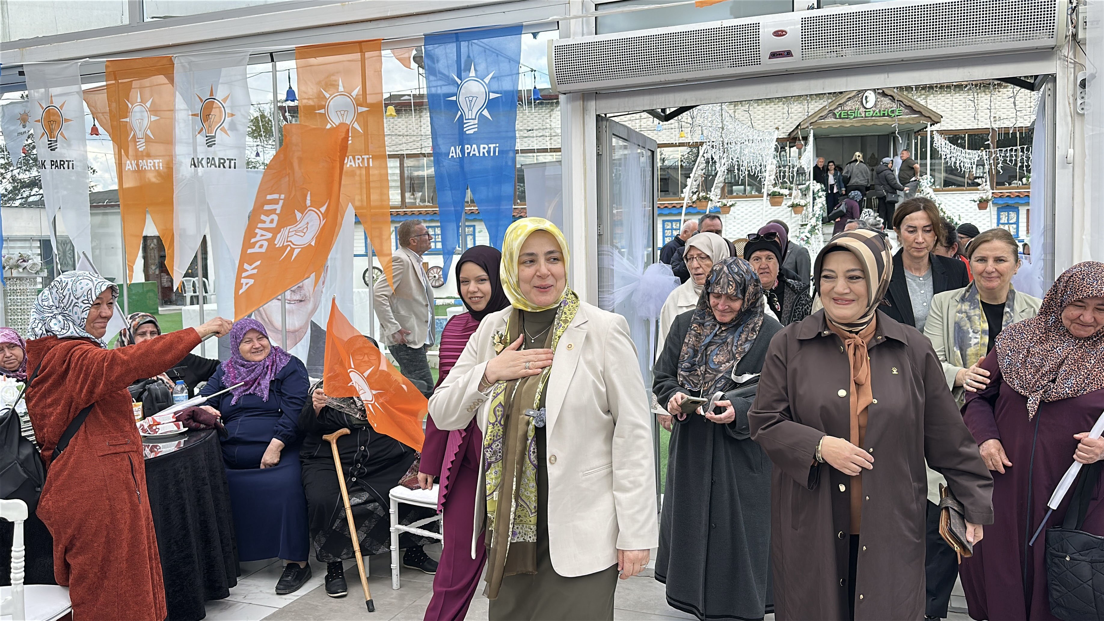 AK Parti Kadın Kolları