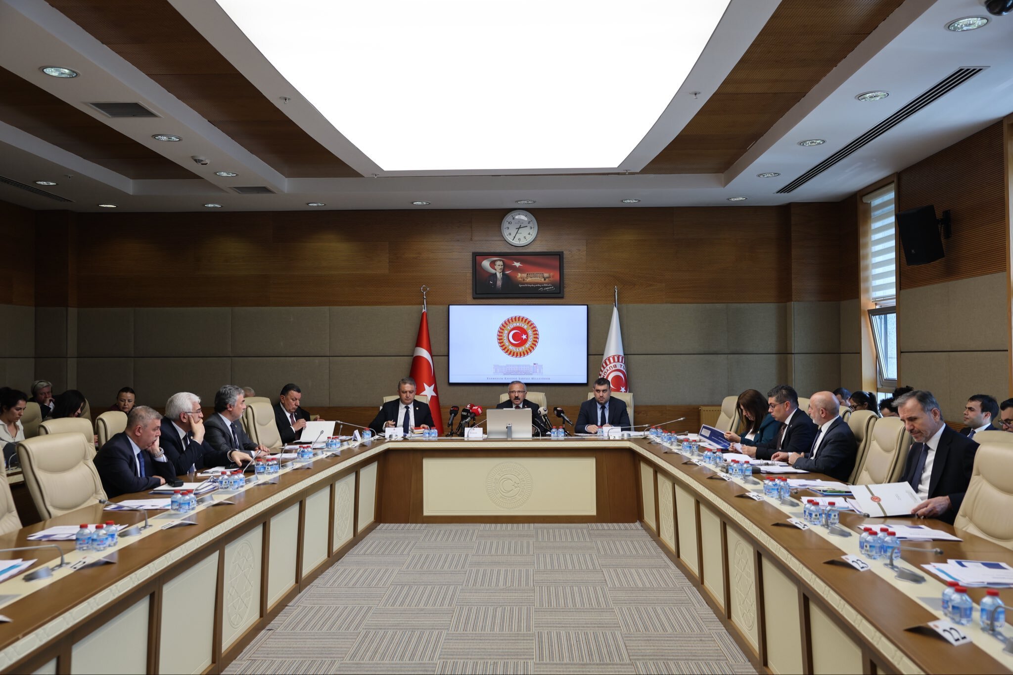 TBMM Şanlıurfa ve Kahramanmaraş Okul
