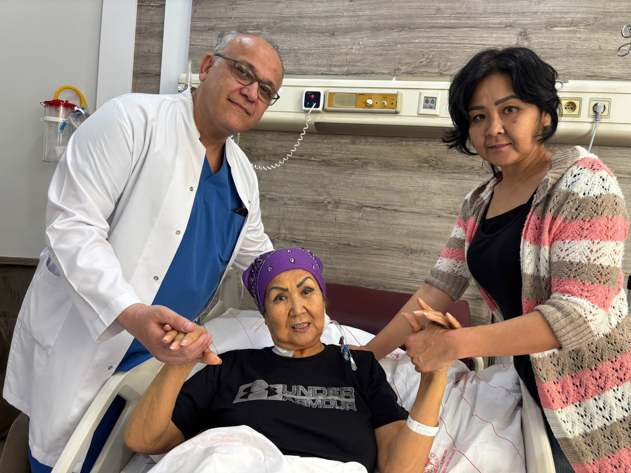 Kazakistanlı kalp hastası Ulbossın Sartayeva,
