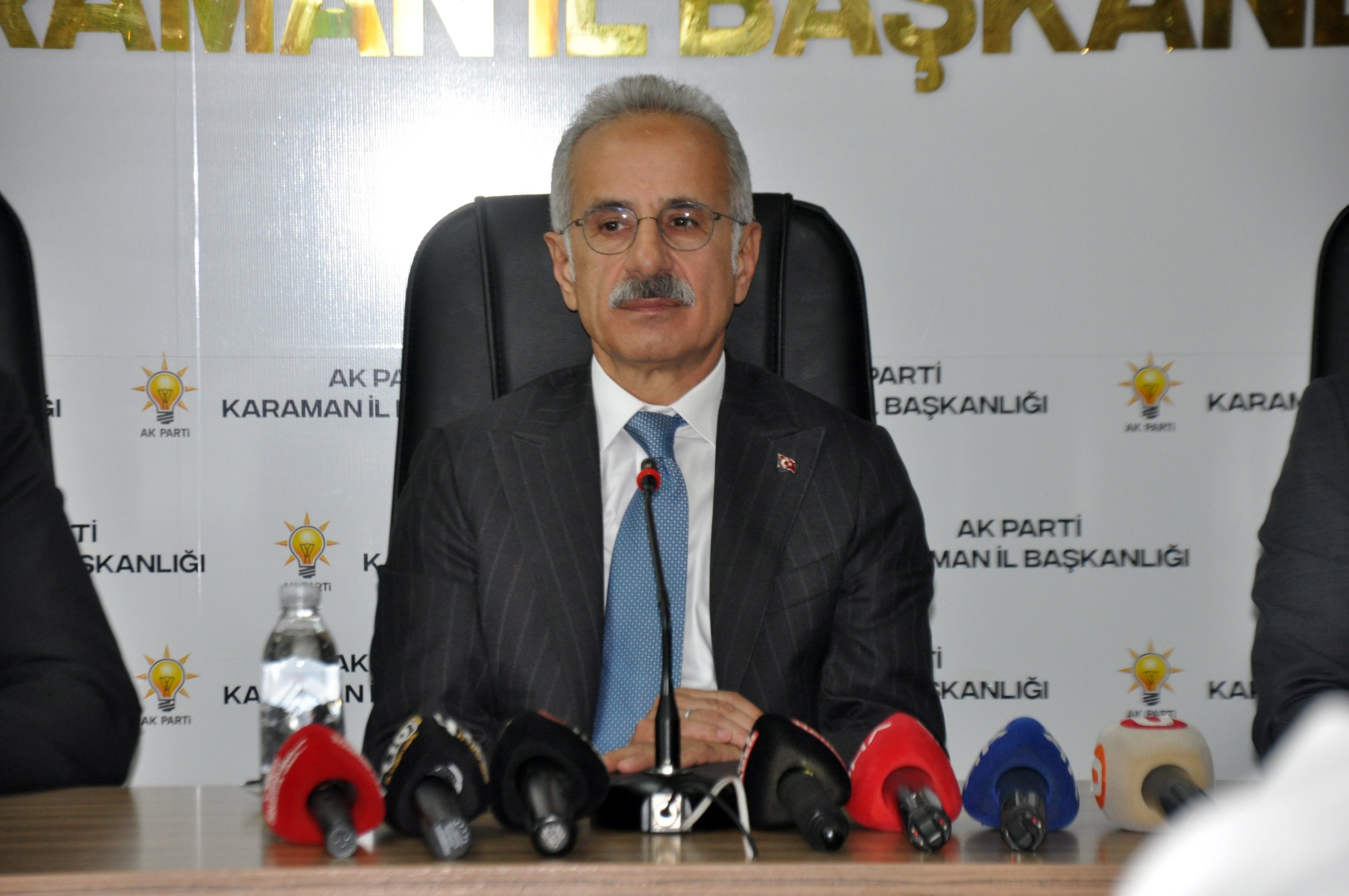Ulaştırma ve Altyapı Bakanı Abdulkadir