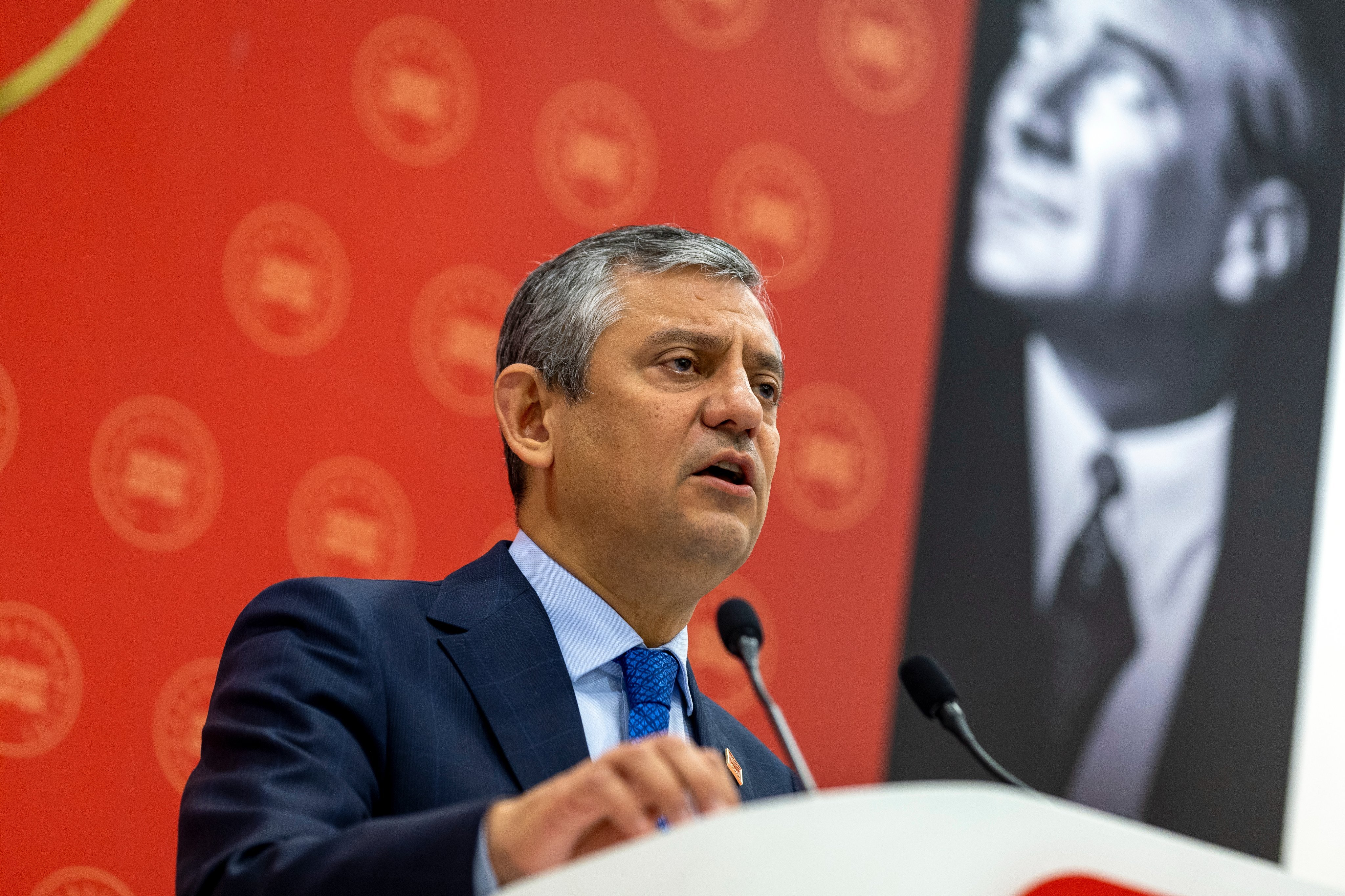 CHP Genel Başkanı Özgür Özel,