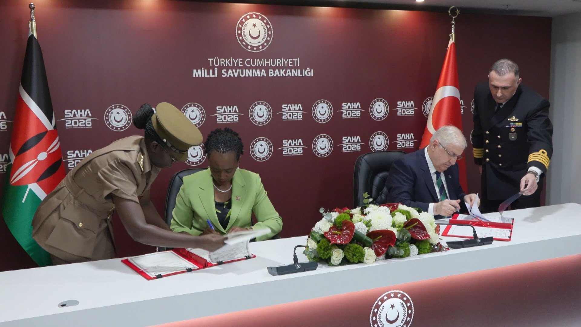 Milli Savunma Bakanı Yaşar Güler,