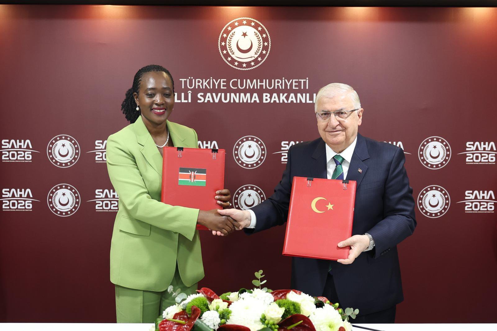 Milli Savunma Bakanı Yaşar Güler,