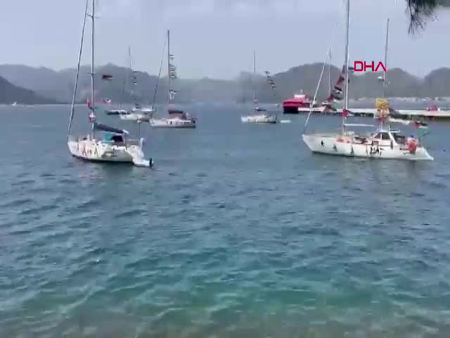 Gazze'ye insani yardım taşıyan