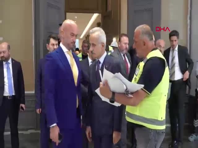 Ulaştırma ve Altyapı Bakanı