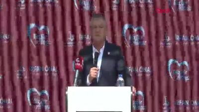 CHP Genel Başkanı Özgür Özel,