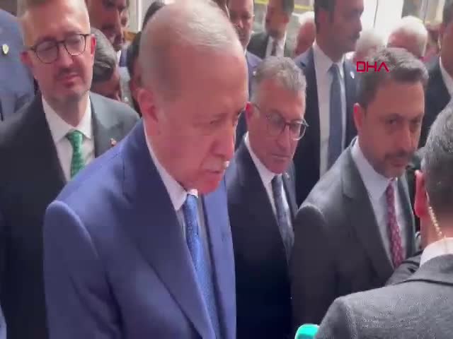 Cumhurbaşkanı Erdoğan, Ankara'da gazetecilerin