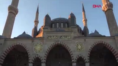 Milli Savunma Bakanı Yaşar Güler,