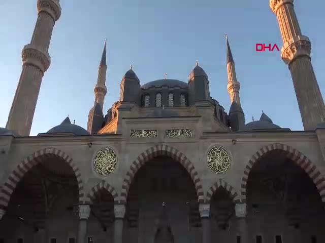 Milli Savunma Bakanı Yaşar