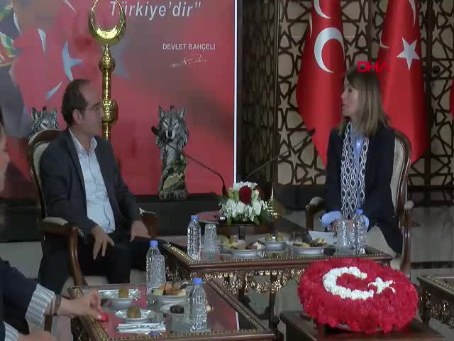 DEM Parti Heyeti’nden MHP’ye Kritik Bayram Ziyareti: Siyasette Diyalog Adımı