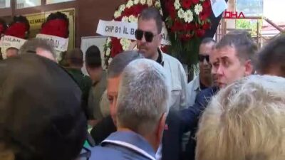 Mahkeme kararıyla CHP Genel Başkanlığı
