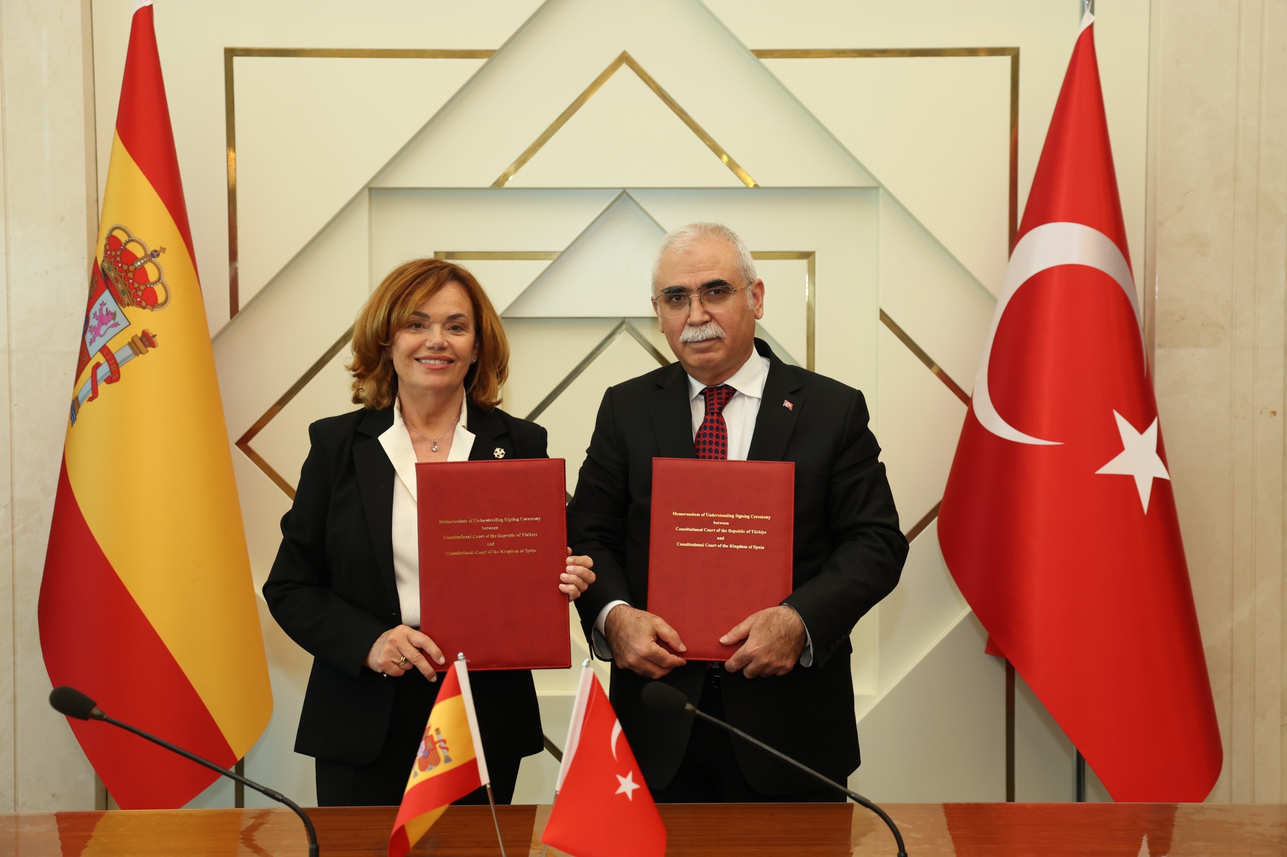 Anayasa Mahkemesi Başkanı Kadir Özkaya