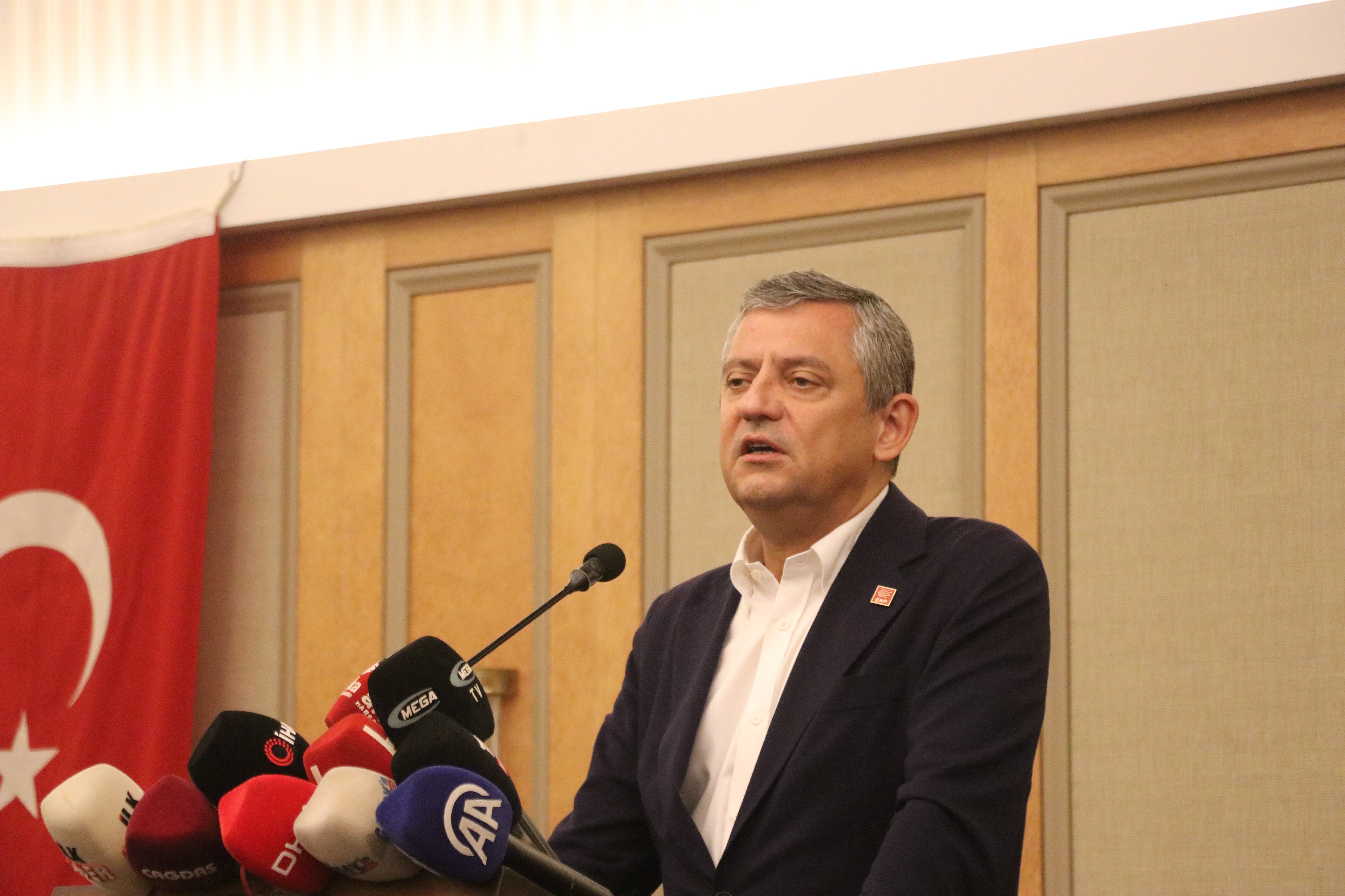 CHP Grup Başkanı Özgür Özel,