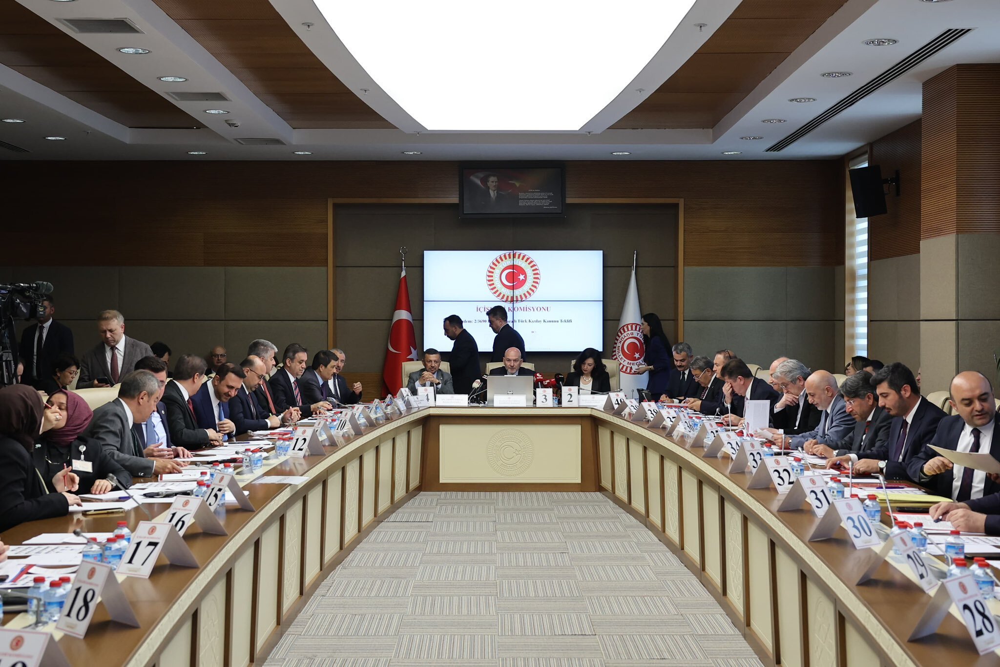 Süleyman Soylu başkanlığındaki TBMM İçişleri