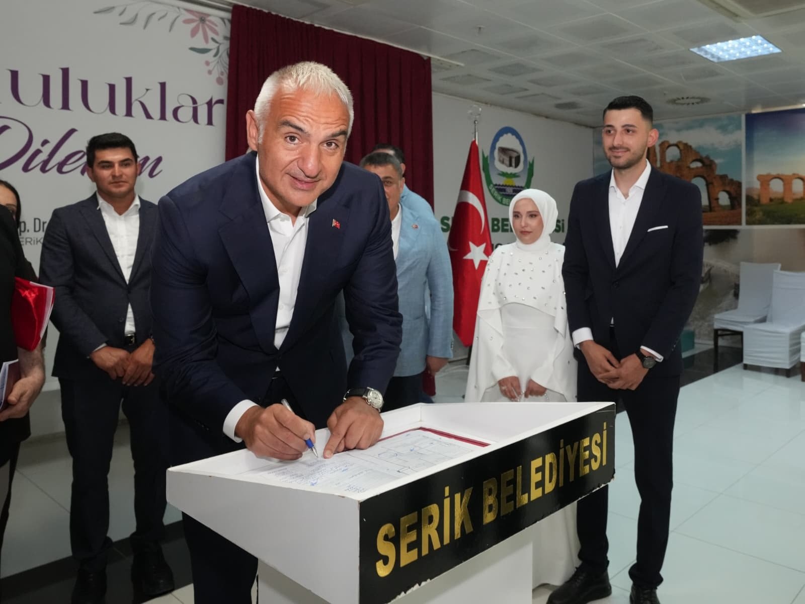 Kültür ve Turizm Bakanı Mehmet