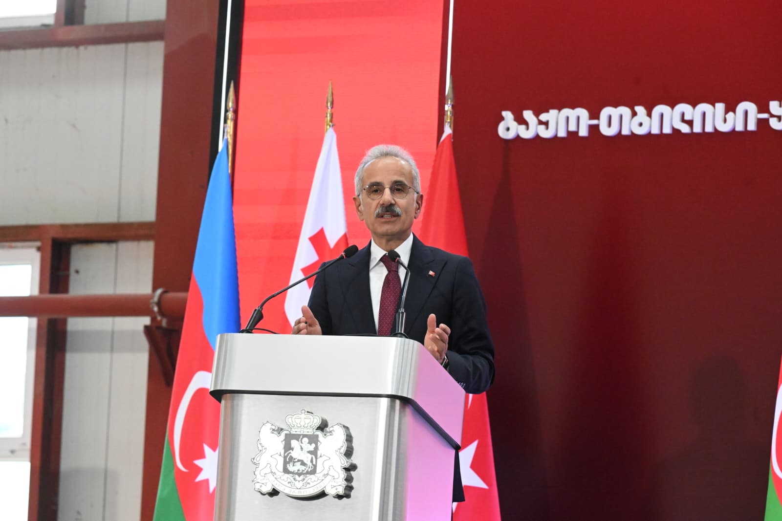 Ulaştırma ve Altyapı Bakanı Abdulkadir