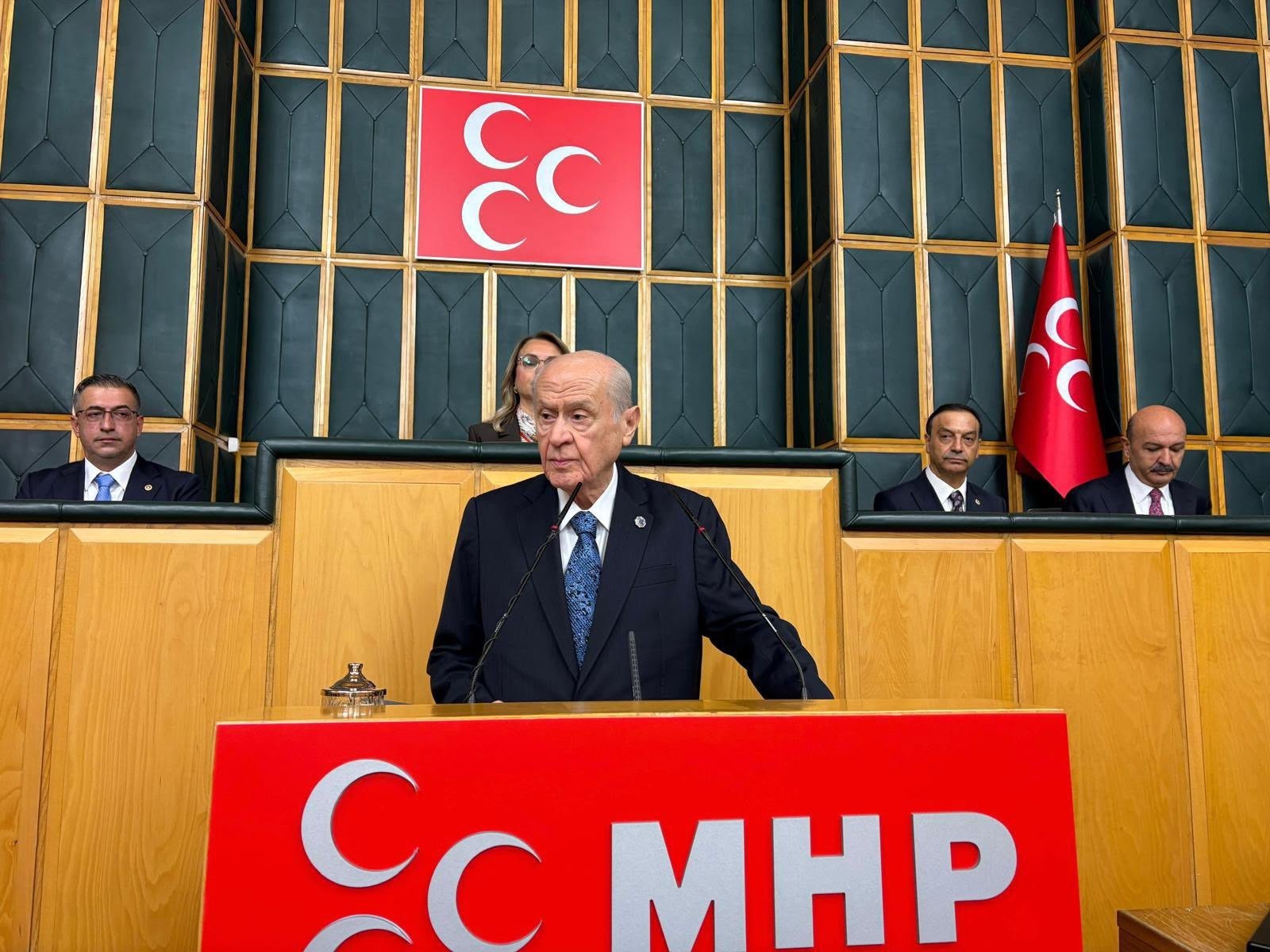 MHP Lideri Devlet Bahçeli, Avrupa